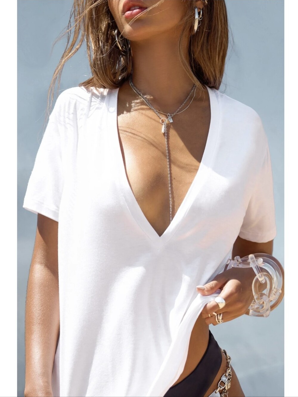 Joah Brown Plunge Deep V Tee In White | S/M